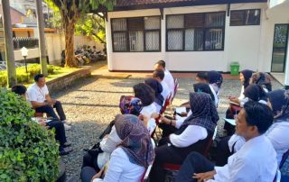 Briefing Morning Pegawai Disipusda