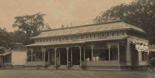 Foto Gedung Karesidenan Karawang di Purwakarta 1911