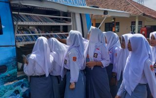 tingkat gemar membaca purwakarta tinggi