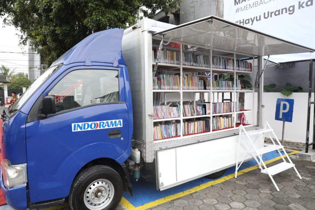 Mobil Perpustakaan Keliling dari PT Indorama Synthetics Tbk