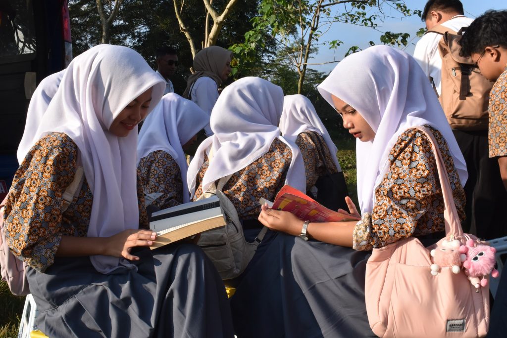 Perpustakaan Keliling Disarpus di Desa Citalang Tegalwaru