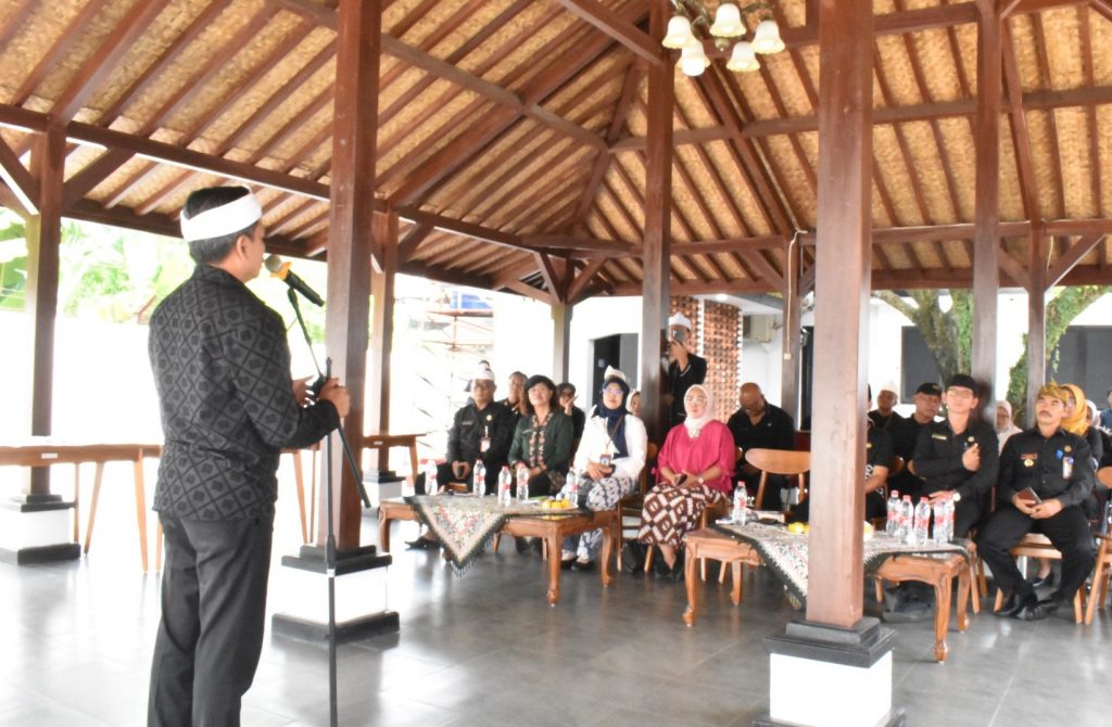 Serah Terima Jabatan Kepala Dinas Arsip dan Perpustakaan Kabupaten Purwakarta