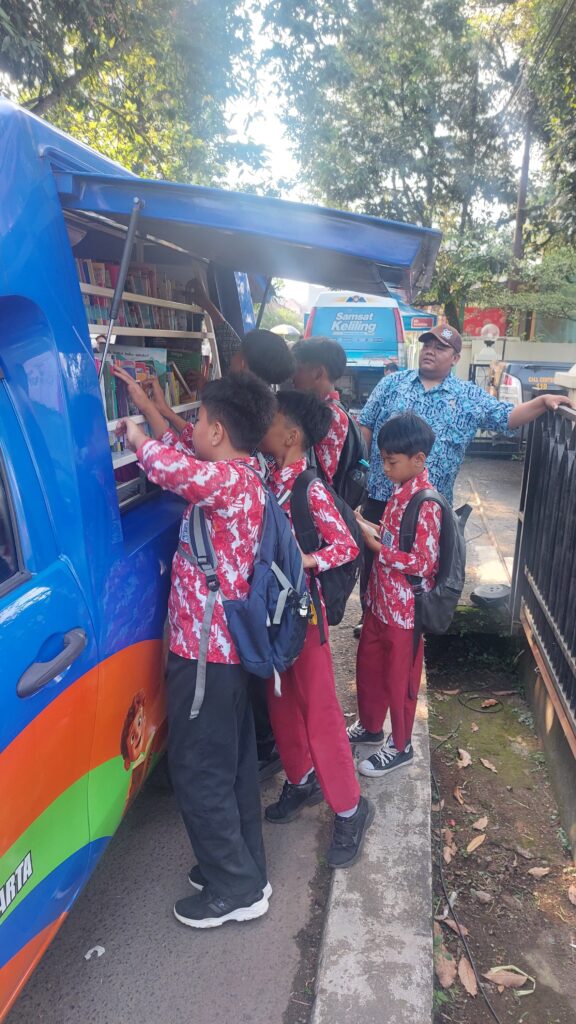 Pelayanan-publik-di-Kecamatan-Wanayasa